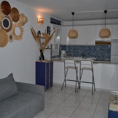 Evaliana Seaside Apartment PalaiónTsiflíkion المظهر الخارجي الصورة