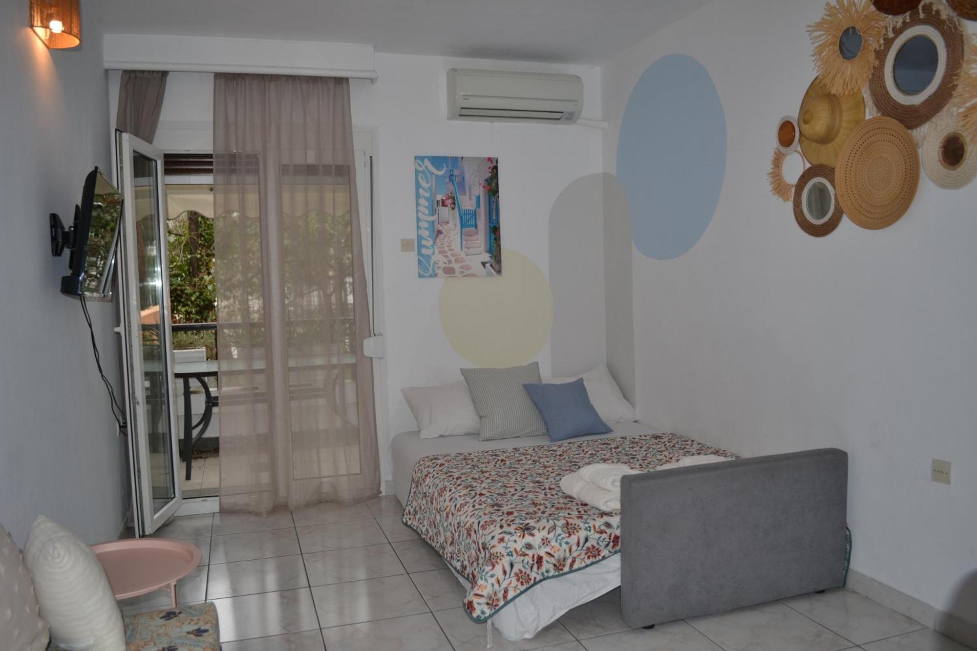 Evaliana Seaside Apartment PalaiónTsiflíkion المظهر الخارجي الصورة